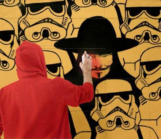 Jak najlepiej ściągać na sprawdzianie? Najlepsze metody ściągania