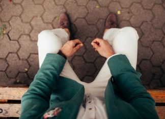 Warto być przyzwoitym człowiekiem Warto być przyzwoitym człowiekiem