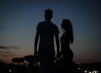 Miłosne rozstanie, to nie koniec świata Miłosne rozstanie, to nie koniec świata