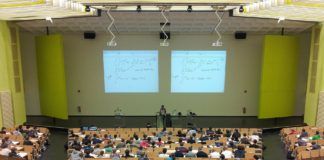 Nie czekaj do września. Zacznij naukę wiosną! Nie czekaj do września. Zacznij naukę wiosną!