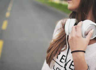 Nie tylko czytanie – książek możesz również posłuchać Nie tylko czytanie - książek możesz również posłuchać