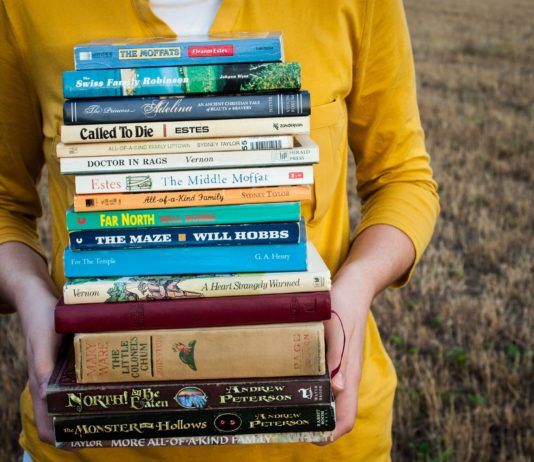 Młodzież i książki. Dlaczego warto czytać? Młodzież i książki. Dlaczego warto czytać?