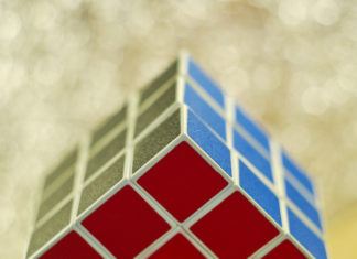 Kostki Rubika kiedyś i dziś Kostki Rubika kiedyś i dziś