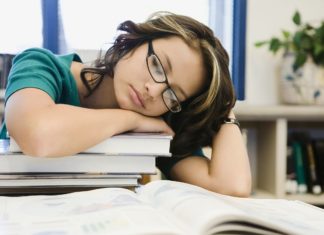 Jak urządzić miejsce do nauki dla studenta? Jak urządzić miejsce do nauki dla studenta?