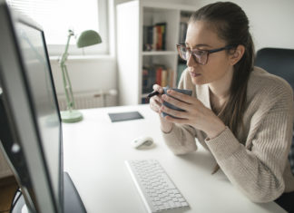Jak przetrwać naukę zdalną? Jak przetrwać naukę zdalną?