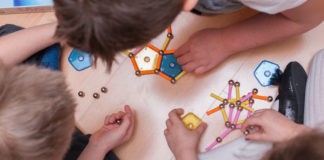 Gry planszowe to świetny prezent dla par! Sprawdź, dlaczego! Gry planszowe to świetny prezent dla par! Sprawdź, dlaczego!