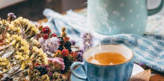 Jesienna herbata na 2 różne sposoby – umil sobie jesienne wieczory Jesienna herbata na 2 różne sposoby - umil sobie jesienne wieczory