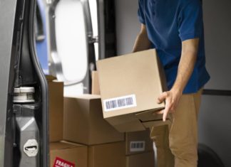 Czym wysłać paczki do Anglii? Jak szybko porównać ceny spedytorów? Czym wysłać paczki do Anglii? Jak szybko porównać ceny spedytorów?