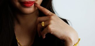 Biżuteria na lato – co pasuje do sezonu bikini? Biżuteria na lato - co pasuje do sezonu bikini?