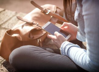 Co powinien mieć telefon dla nastolatków? Co powinien mieć telefon dla nastolatków?