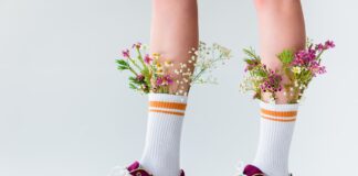 Skarpety męskie z wzorami – jak nosić i z czym łączyć? Skarpety męskie z wzorami