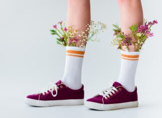 Skarpety męskie z wzorami – jak nosić i z czym łączyć? Skarpety męskie z wzorami