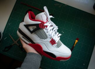 Nike Air Jordan 4: Kiedy kultowy but spotyka się z innymi markami i artystami Nike Air Jordan 4: Kiedy kultowy but spotyka się z innymi markami i artystami
