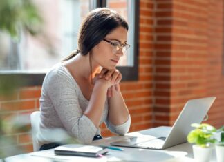 Laptopy dla nauczycieli muzyki: Specjalistyczne oprogramowanie i możliwości Laptopy dla nauczycieli muzyki: Specjalistyczne oprogramowanie i możliwości