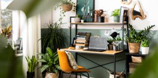 Jakie biurko do pracy z domu sprawdzi się najlepiej? Podpowiadamy! Jakie biurko do pracy z domu sprawdzi się najlepiej? Podpowiadamy!