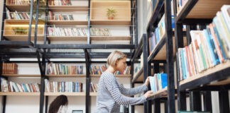 Bibliotekoznawca – kto to? Dowiedz się, jak nim zostać Bibliotekoznawca – kto to? Dowiedz się, jak nim zostać